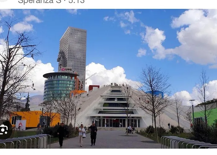 Smile In Center Tirana